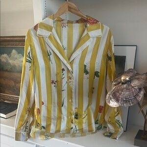 Gorgeous! Oscar De La Renta silk shirt 6